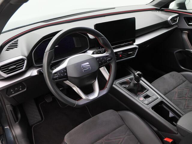 Seat LEON 1.5 TSi FR 150 Pk Business Intense | Adaptive Cruise | Full LED | Camera | Parkeersensoren | Carplay | Airco | Stoel Verwarming | 18 Inch | 41.060 Km!