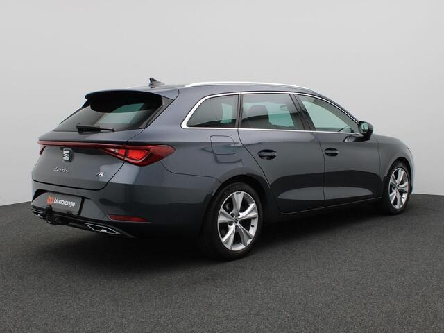 Seat LEON Sportstourer 1.5 eTSI FR Business Intense 150PK DSG Adaptieve Cruise Controle, Parkeersensoren Achter, Stoelverwarming, Clima, Navi, Full LED, Trekhaak, 17" LM Velgen