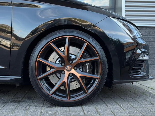 Seat LEON 2.0 TSI CUPRA Ultimate Edition Pano Carbon