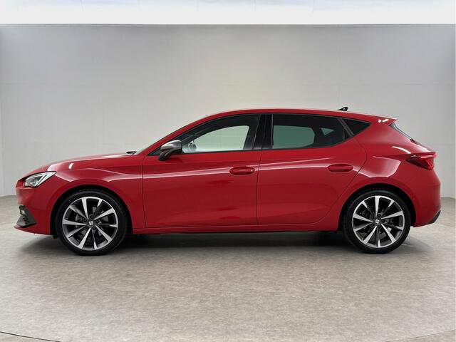 Seat LEON 1.5 eTSI FR 150PK | Sfeerverl. | Virtual | Camera | Carplay | Adaptive Cruise | Verwarmd Stoel/Stuur