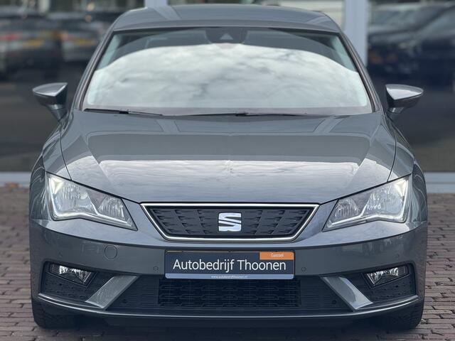 Seat LEON 1.0 EcoTSI Style Business Intense | Trekhaak | Apple CarPlay | Keyless | Climate