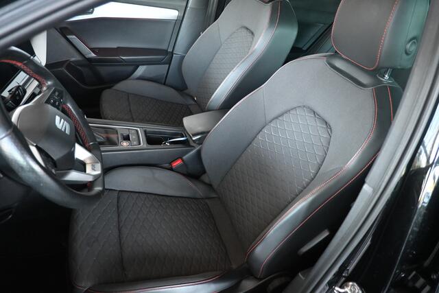 Seat LEON 1.5 TSI FR Business Intense Clima Cruise control LED Navigatie Stuur/stoelverwarming 1e Eigenaar Inruil mogelijk