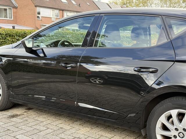 Seat LEON 1.4 TGI 114PK Hatchback Xenon Led Navi Cruise 2x PDC
