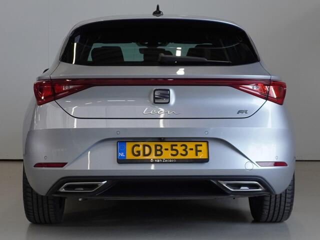 Seat LEON 1.5 eTSI FR Business Intense | Automaat | Panorama- Schuifdak | Beats Audio | Camera | Dodehoekbewaking | Rijklaarprijs