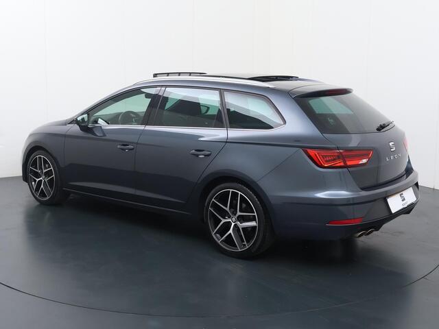 Seat LEON ST 1.5 TSI FR Ultimate Edition | 150 PK | Automaat | Panoramadak | LED verlichting |