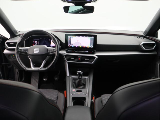 Seat LEON Sportstourer 1.5 TSI FR Business Intense/ achteruitrijcamera/ trekhaak/ zeer mooi!
