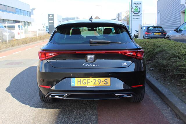 Seat LEON 1.4 TSI eHybrid PHEV FR Business Intense / NAVI / CAMERA / APP.Connect / 18"LMV / PANODAK