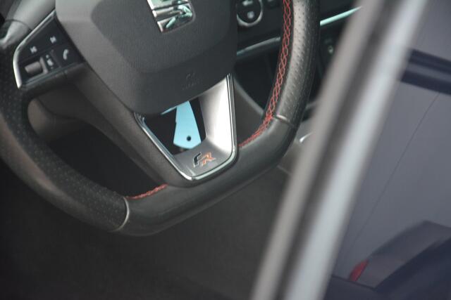 Seat LEON ST 1.4 FR | Navigatie | Panoramadak | Full led | Seat Sound | Sportsoelen | Seat-drive | Stoelverwarming |