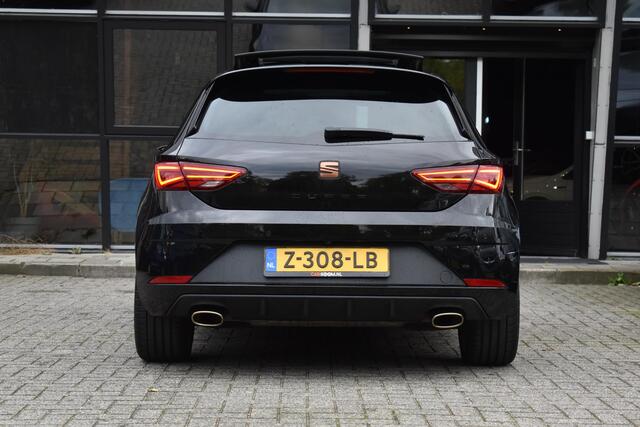 Seat LEON 2.0 TSI CUPRA Pano BBD Camera Carplay