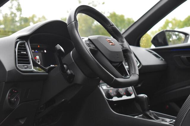 Seat LEON 2.0 TSI CUPRA Pano BBD Camera Carplay