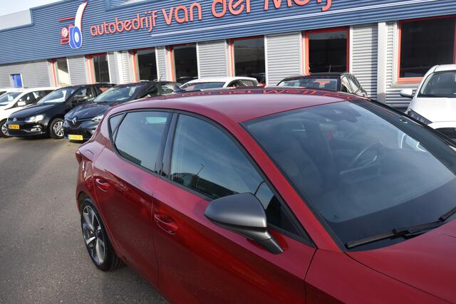 Seat LEON 1.5 eTSI FR , VIRTUAL COCKPIT , A UITRIJ CAM , PDC V+A , LED KOPL , LMV18 ,