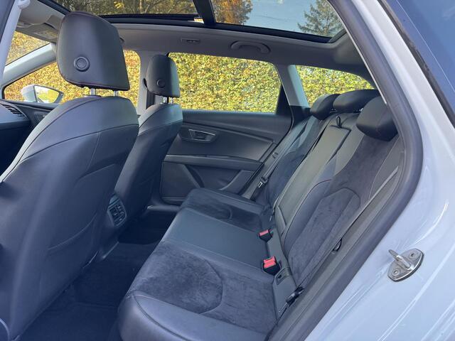 Seat LEON ST 1.8 TSI 180PK FR Dynamic Pano Full Link Alcantara