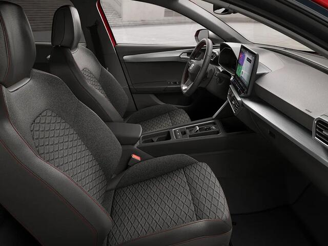 Seat LEON 1.5 TSI e-Hybrid FR Business | Graphene Grey | Black Pack | Glazen schuif-kanteldak | Safe & Driving Pack | C2K - Velgen 'Black Pack', 18 inch