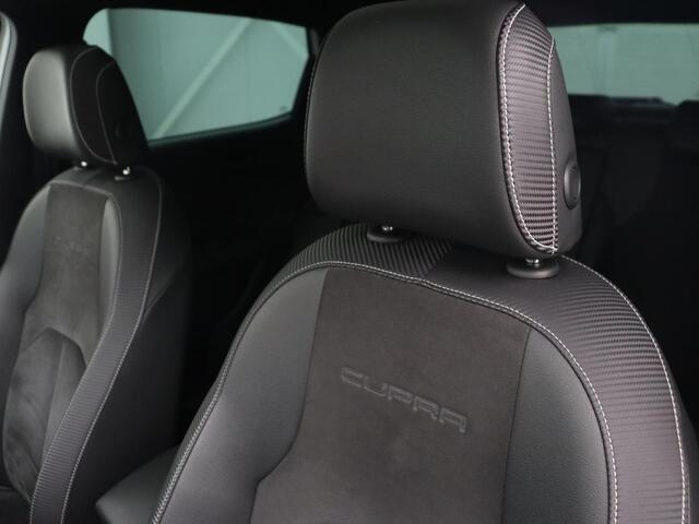 Seat LEON 2.0 TSI Cupra 300 | Panoramadak | Stoelverwarming | Carplay | Camera | Leder/Alcanatara | Full LED | Sfeerverlichting | 19'' | Navigatie | Climate control | Parkeerhulp | Cruise control