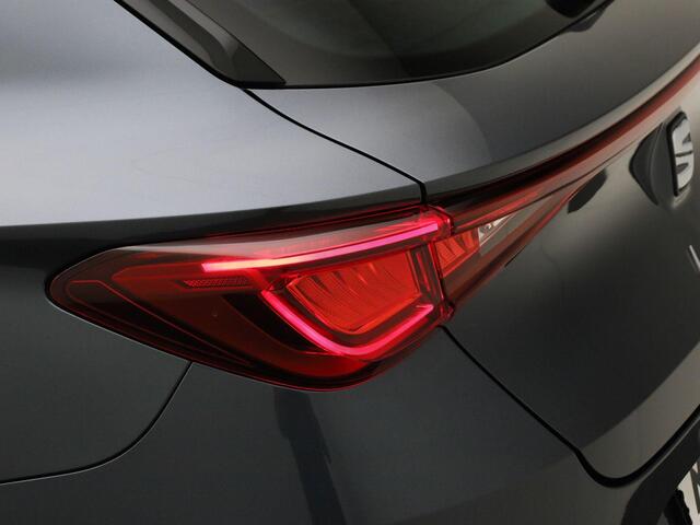 Seat LEON Sportstourer 1.5eTSI/150PK Style DSG · Camera + Parkeersensoren · Keyless · Apple/Android Car Play · Garantie tot maart 2029