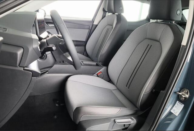 Seat LEON 1.5 TSI Style Carplay / Sensor Achter / LED / Airco