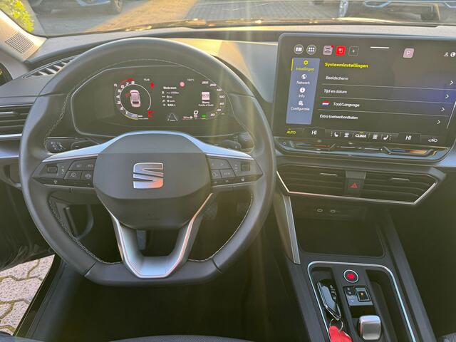 Seat LEON Sportstourer 1.5 TSI e Style Business Intense virtual cockpit, navi, pdc, cruise