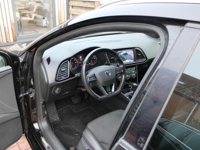 Seat LEON ST 1.4 EcoTSI FR Camera Trekhaak LED