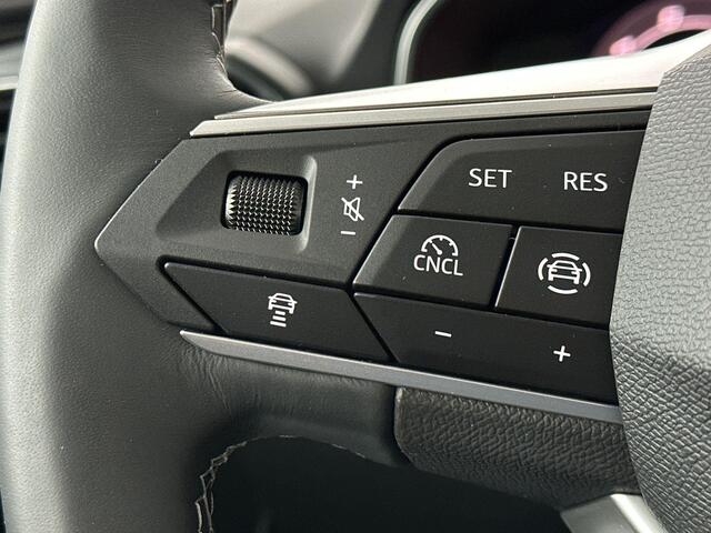 Seat LEON Style Business Intense 1.5 TSI eHybrid 150 kW / 20