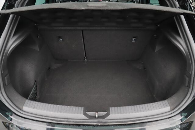 Seat LEON 1.0 TSI FR Ultimate Edition Virtual Cockpit Full LED 17 inch LMV Beats Audio Navigatie Achteruitrijcamera Carplay Android Climate Cruise Control Stoelverwarming