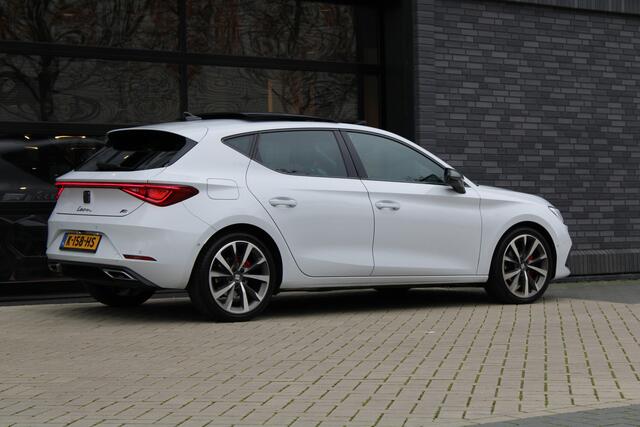 Seat LEON 1.5 eTSI FR Launch Edition | NAP | PANO | KEYLESS | BEATS AUDIO | SFEER VERLICHTING | STUURVERW |