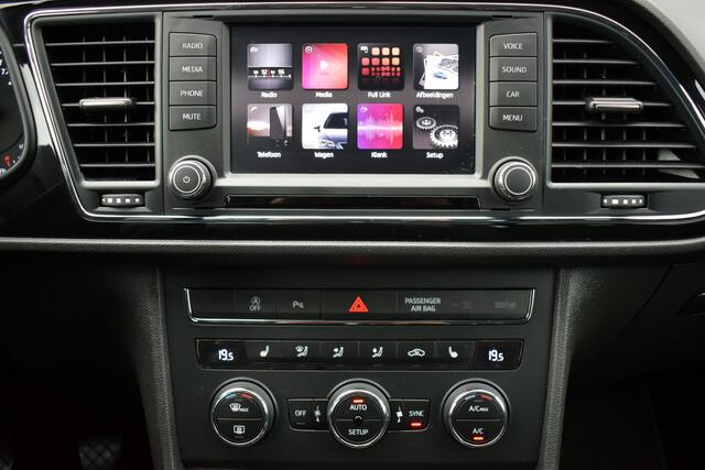 Seat LEON ST 1.2 TSi Style LED | Carplay | Sportstoelen | ECC | Stoelverwarming | Trekhaak | Volledig Onderhouden!!