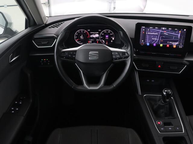 Seat LEON 1.0 TSI Style Intens | Camera | Carplay | Adaptive cruise | Navigatie | DAB | Full LED | Park Assist | Bluetooth | Climate control