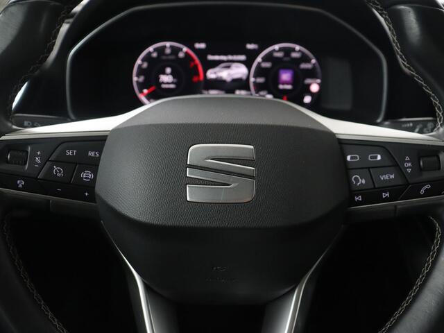 Seat LEON 1.0 TSI Style Intens | Camera | Carplay | Adaptive cruise | Navigatie | DAB | Full LED | Park Assist | Bluetooth | Climate control