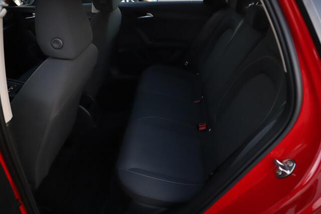 Seat LEON Sportstourer 1.0 TSI Business Virtual Cockpit Full LED Navigatie Draadloos Carplay Android Clima Cruise Control 16 inch LMV