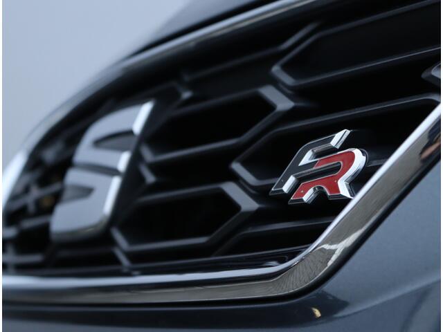 Seat LEON 2.0 TSI FR Business Intense | Virtual | Trekhaak | Stoelverwarming