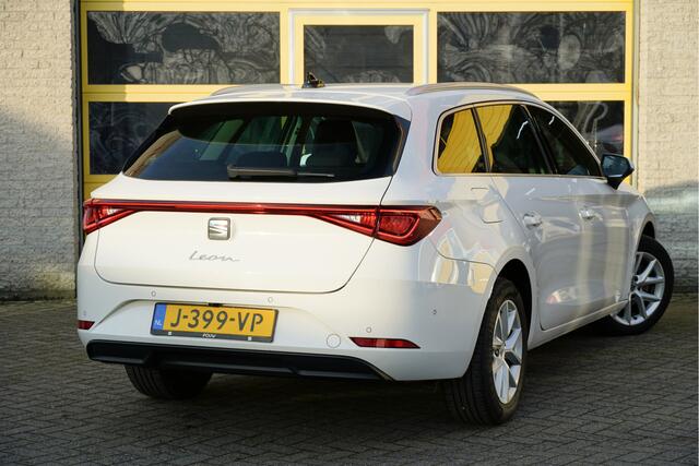 Seat LEON Sportstourer 1.5 TSI 131PK! Style Launch Edition BJ2020 Lmv 16" | Led V+A | Pdc | Navi | App-Connect | Virtual cockpit | Climate control | Cruise control | Extra getint glas