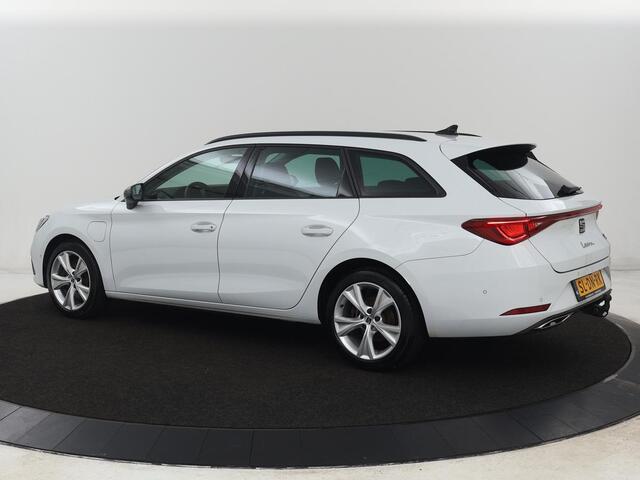 Seat LEON 1.4 e-Hybrid FR | Trekhaak | Stoelverwarming | Camera | Adaptive cruise | Carplay | Navigatie | PHEV | Plug In
