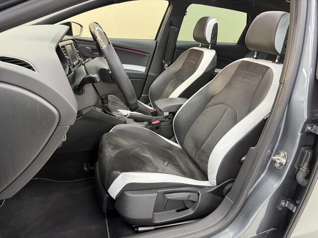 Seat LEON ST 2.0 TSI Cupra 290Pk, 2016, Panoramadak, Apple carplay, Liefhebbersauto, JR velgen, Custom stuur, Climate control, Cruise control, Stoelverwarming, Camera, Volledige historie,