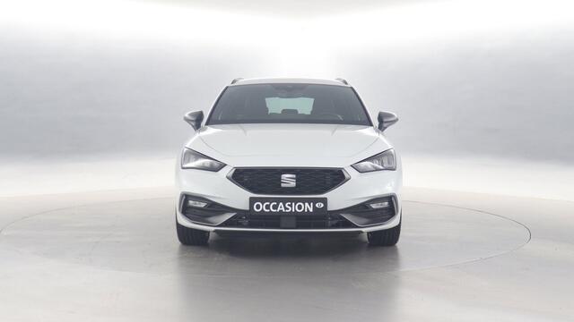 Seat LEON Sportstourer 1.5 TSI 204pk e-Hybrid FR Business DSG / Navigatie / Camera / Apple Carplay / Sfeerverlichting