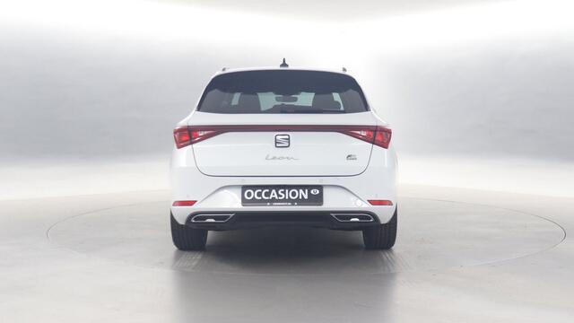 Seat LEON Sportstourer 1.5 TSI 204pk e-Hybrid FR Business DSG / Navigatie / Camera / Apple Carplay / Sfeerverlichting