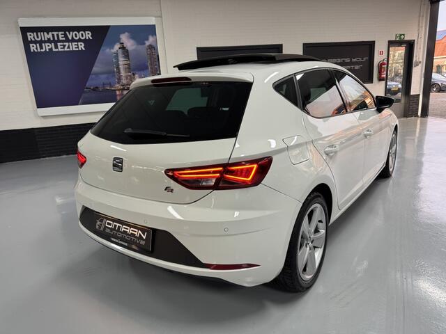 Seat LEON 1.4 TSI FR PANO CRUISE SFEER CARPLAY
