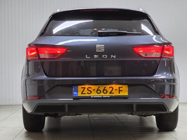 Seat LEON ST 1.0 EcoTSI Style Business Intense/ Facelift/ Lane-Assist./ 16'' LMV/ Keyless/ Navi/ Clima/ Cruise/ Elek. pakket/ Isofix/ Bluetooth/ Multi. LEDER. Stuur/ Mistl./ PDC V+A/ Extra getint glas.