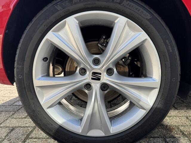 Seat LEON 1.0 TSI Reference | LED | Clima | Navi | Cruise | CarPlay | DAB