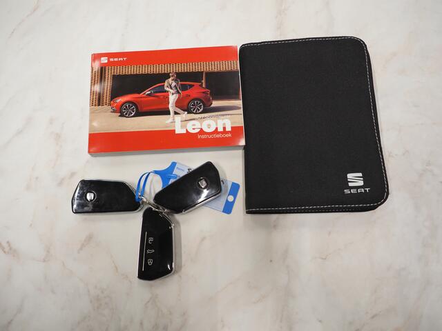 Seat LEON Sportstourer 1.4 TSI eHybrid PHEV FR | Camera | Keyless | Adaptive Cruise | Sfeerverlichting | Virtual | Carplay