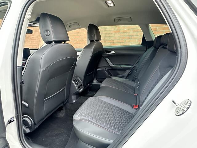 Seat LEON Sportstourer 1.4 TSI eHybride PHEV FR Business Intense 225PK