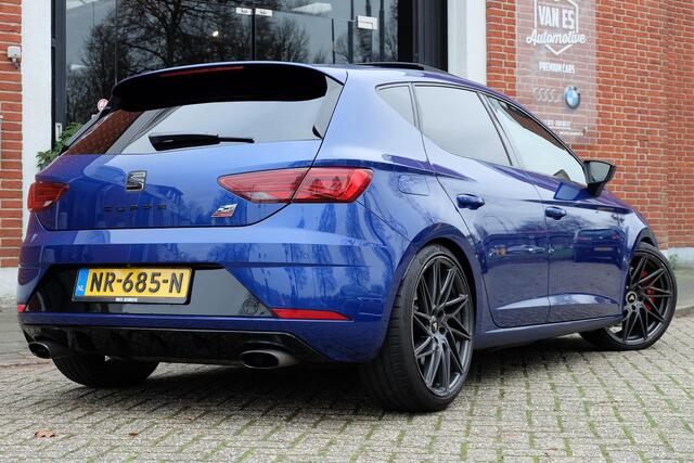 Seat LEON 2.0 TSI CUPRA 300 / Kuipstoel / Milltek / Pano / 19"