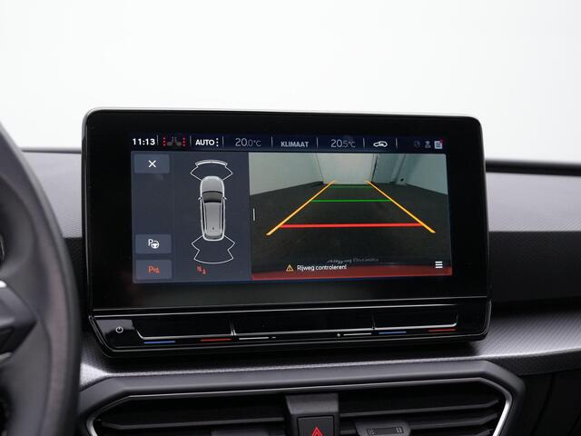 Seat LEON Sportstourer 1.0 TSI 110 pk Style | Panoramadak | Stuur-/stoelverwarming | Achteruitrijcamera | Stoelverwarming