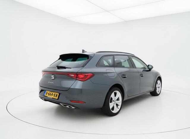 Seat LEON 1.4 TSI eHybrid PHEV FR, Camera, ACC, Apple Carplay