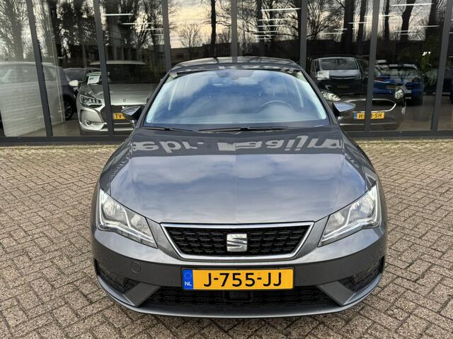 Seat LEON 1.6 TDI Style Intense*Navi*ECC*EXPORT/EX.BPM*