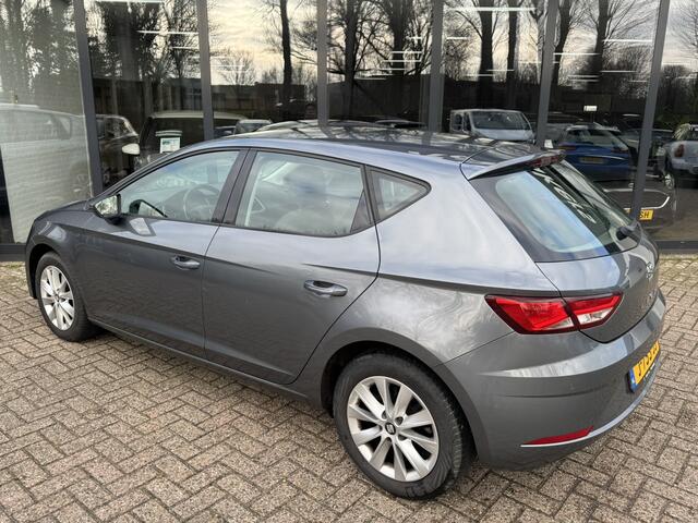 Seat LEON 1.6 TDI Style Intense*Navi*ECC*EXPORT/EX.BPM*