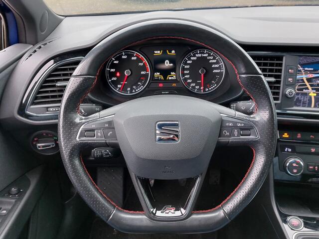 Seat LEON 1.4 EcoTSI 150pk FR Business Intense | Origineel NL | Navi | Apple Carplay | Clima | Cruise | Led Koplampen | Keyless Entry | Rijstrook+Licht+Regensensor | Pdc V+A | Privacy Glass | 18''lm