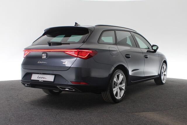 Seat LEON Sportstourer FR Business 1.5 TSI eHybrid 150 kW / 204 pk |