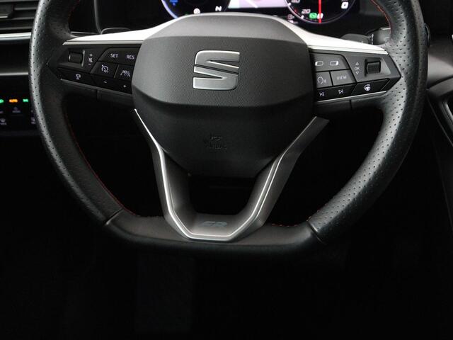 Seat LEON 1.4 TSI eHybrid PHEV FR | Stoel & stuurverwarming | Camera | Adaptive cruise | Carplay | Navigatie | Sfeerverlichting | Park Assist | Climate control | Full LED | PHEV | Plug In