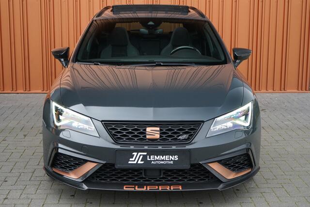Seat LEON ST 2.0 TSI CUPRA R 4DRIVE BLACKNESS Panodak Schaal Carbon Brembo Beats