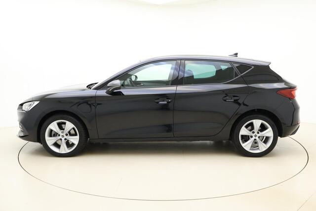 Seat LEON 1.4 TSI eHybrid 204pk Automaat PHEV FR | Navigatie | Adapt. Cruise control | Camera | Climate control | Stoel- en stuurverwarming